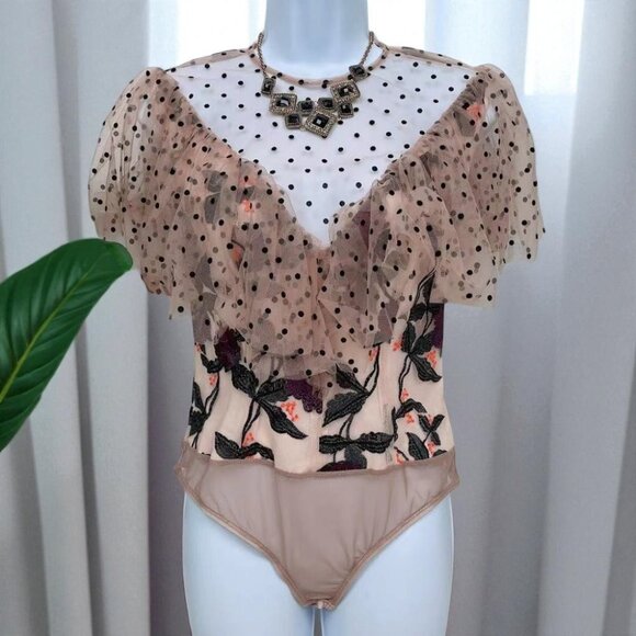 NWT BELLEVUE THE LABEL Surrender Mesh Lace Bodysuit - Picture 3 of 5